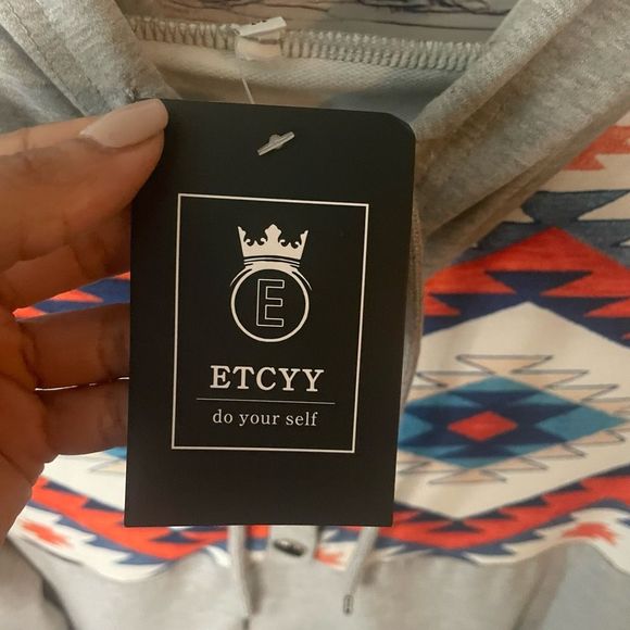 Ladies Comfy ETCYY Hoodie🩶Size M - Picture 5 of 5